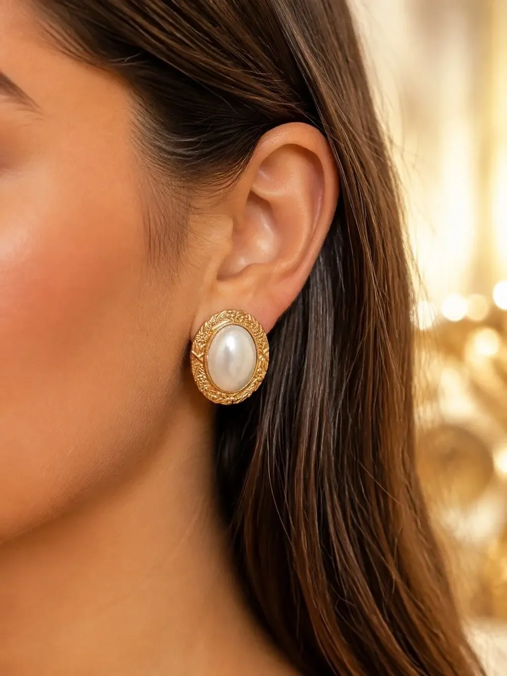 Vintage Style Gold Tone Faux Pearl Oval Ornate Statement Stud Earrings
